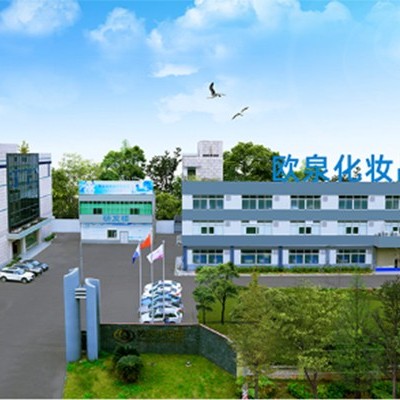 護(hù)膚品廠家:護(hù)發(fā)的注意事項