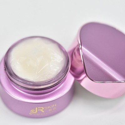 眼部該怎么正確護理？