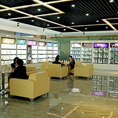 美容院離不開(kāi)成熟和好的產(chǎn)品的支撐